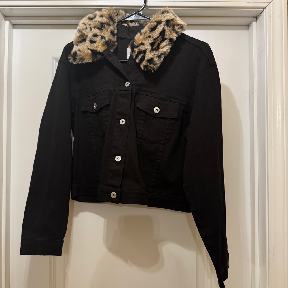 BB Dakota Cant Meow Faux Fur Collar Denim Jacket